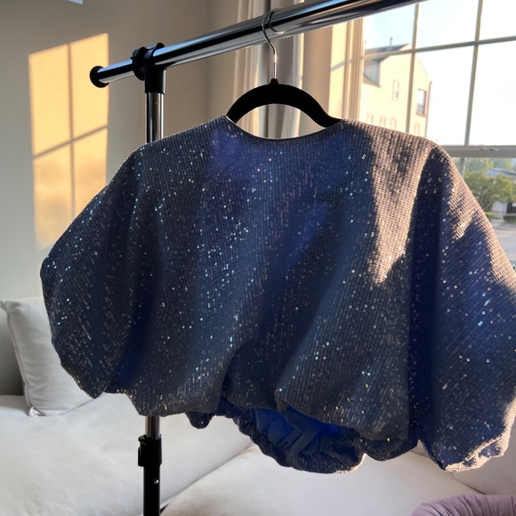 Blue sequin endless rose blouse - Picture 4 of 5